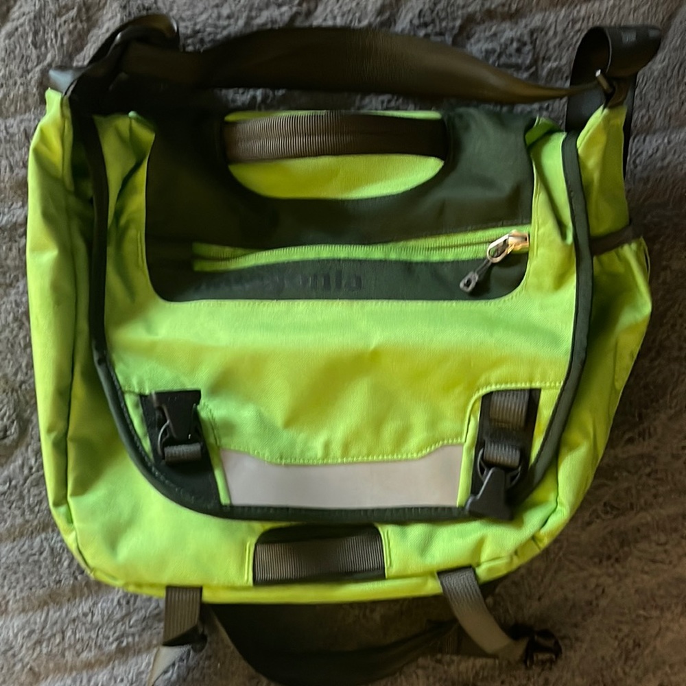 Patagonia Mini Messenger Bag